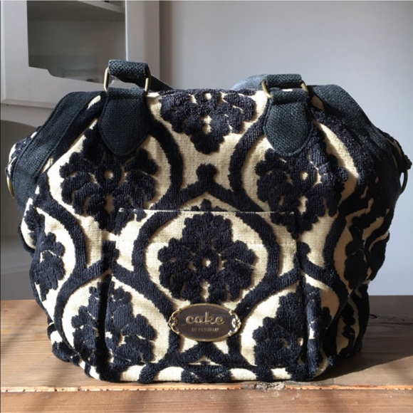 Petunia Pickle Bottom Handbags - Petunia Pickle Bottom Diaper Bag Cake Edition